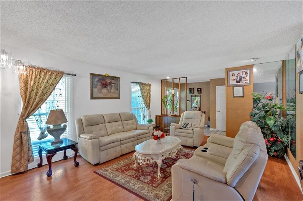 316 Shiloh Hills Drive, Kennesaw, Georgia image 7