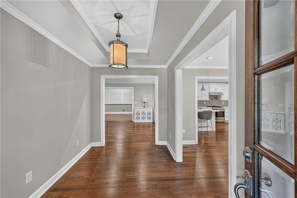 3009 Greenoaks Circle NE