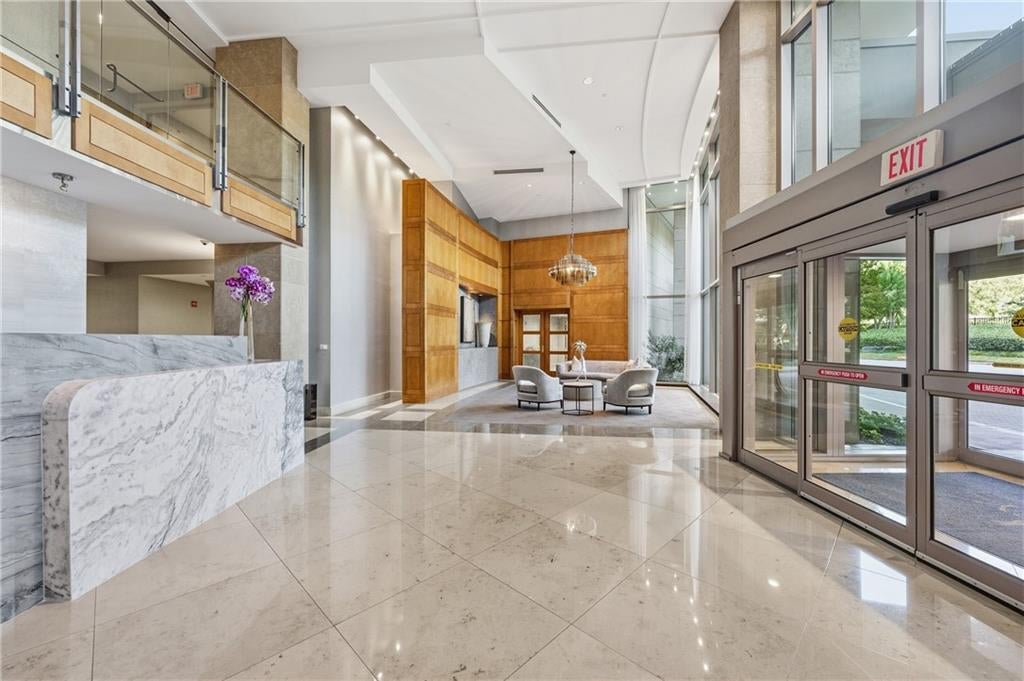 700 Park Regency Place NE 1907
