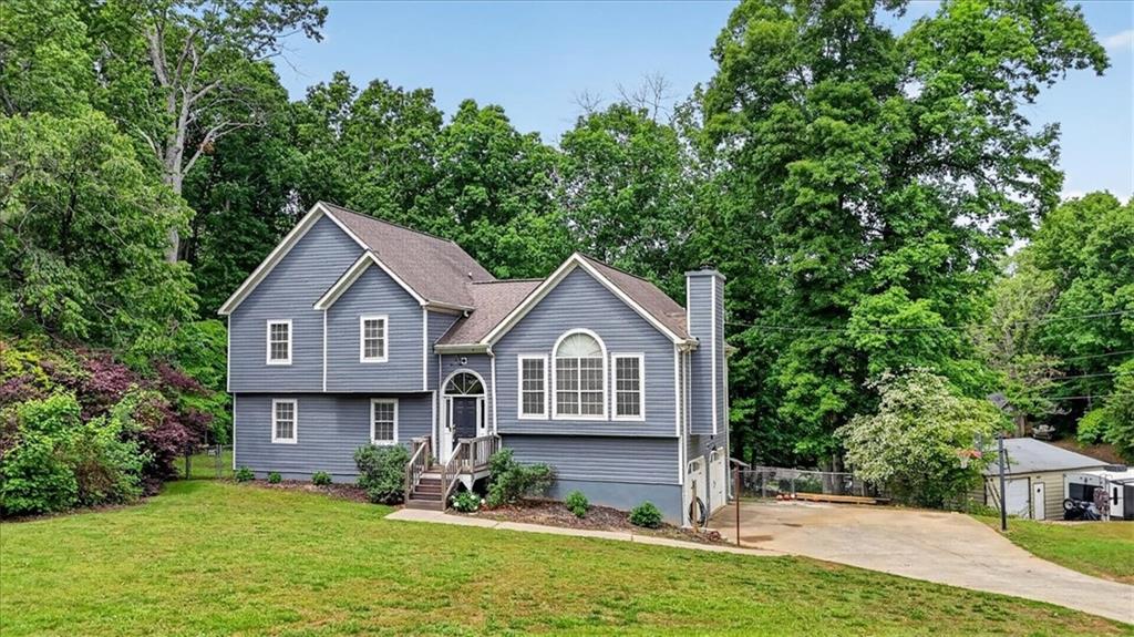 980 Woodvalley Drive