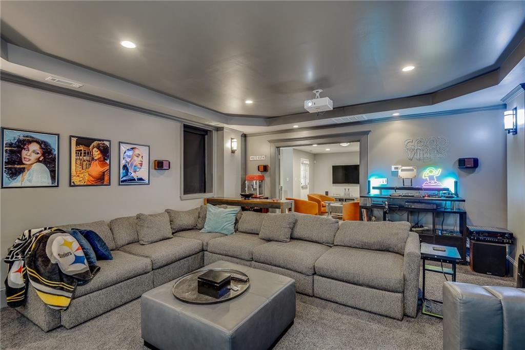 1473 White Flowers Lane