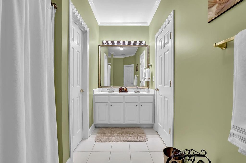 1460 Badingham Drive, Cumming, Georgia image 26