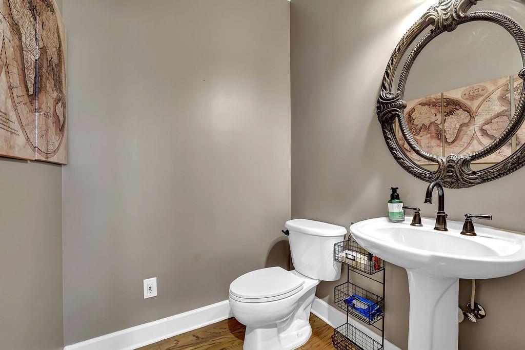 1460 Badingham Drive, Cumming, Georgia image 27