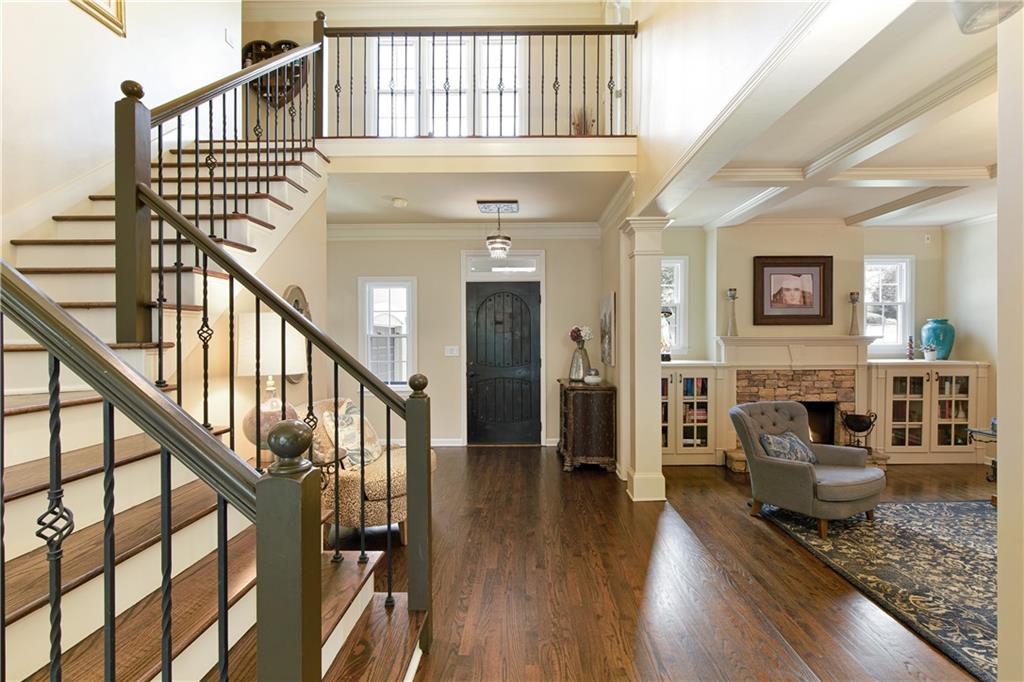 280 Selkirk Lane