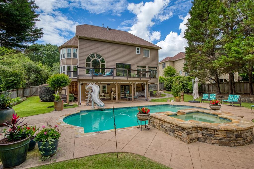 280 Selkirk Lane