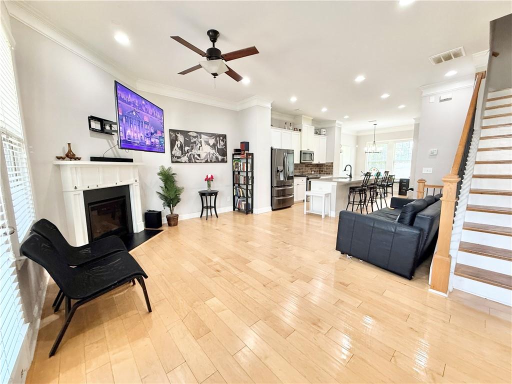 1817 Hislop Lane 7