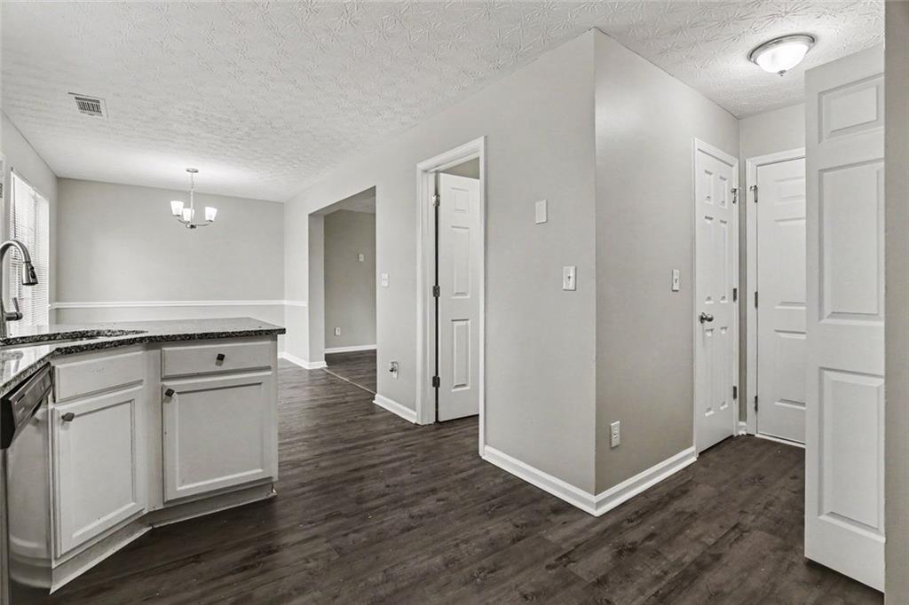 519 Carlton Pointe Drive