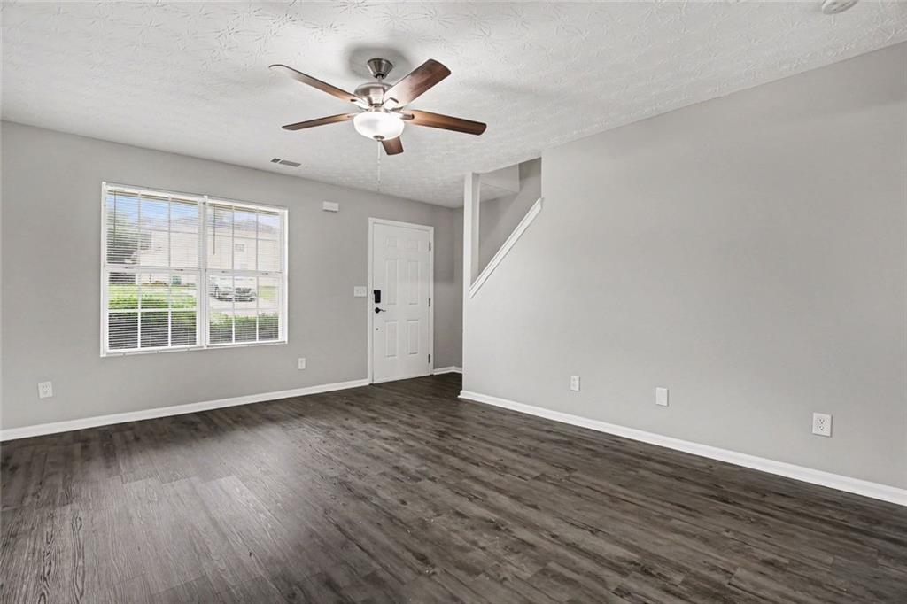 519 Carlton Pointe Drive