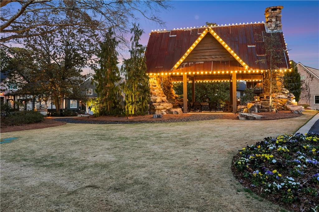 The Oaks at Mill Pond - Residential