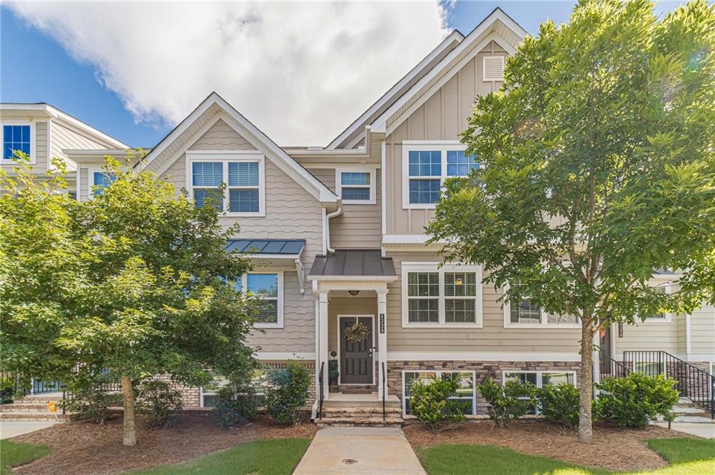 4328 Buford Valley Way
