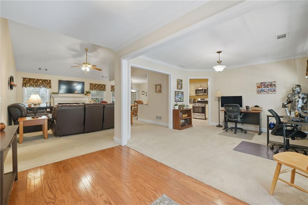1913 Raintree Court