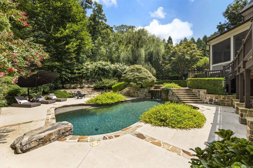 2810 Manor Bridge Drive