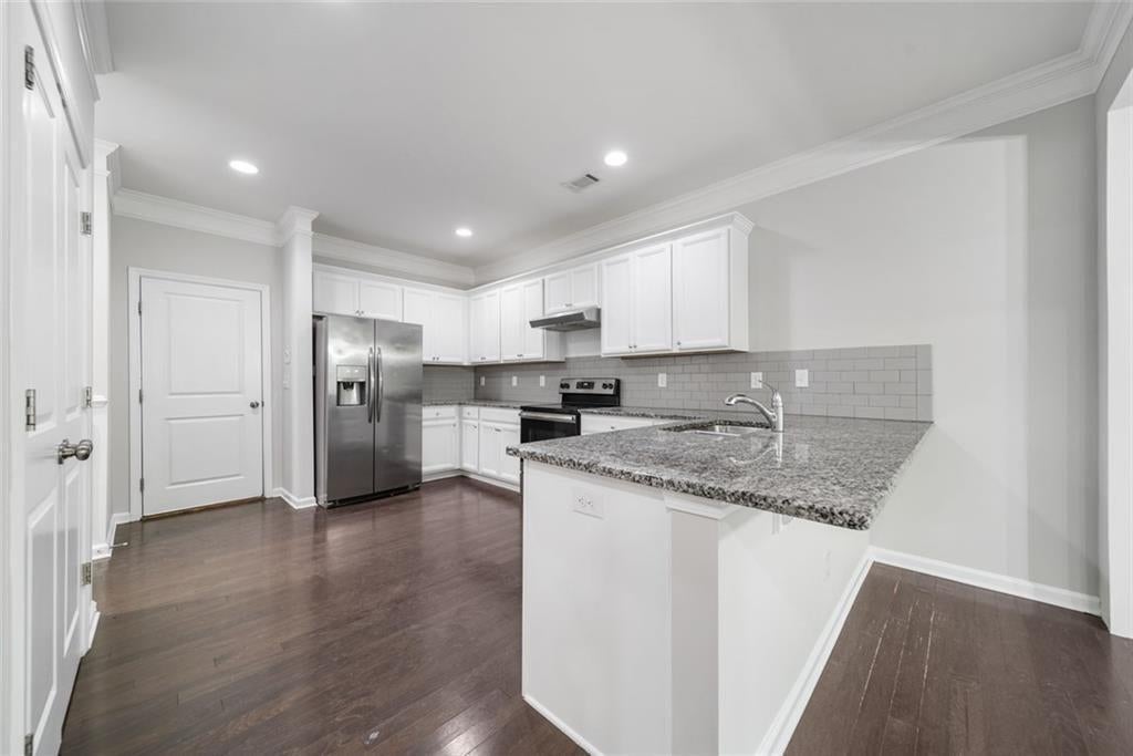 1448 BRUSHED Lane