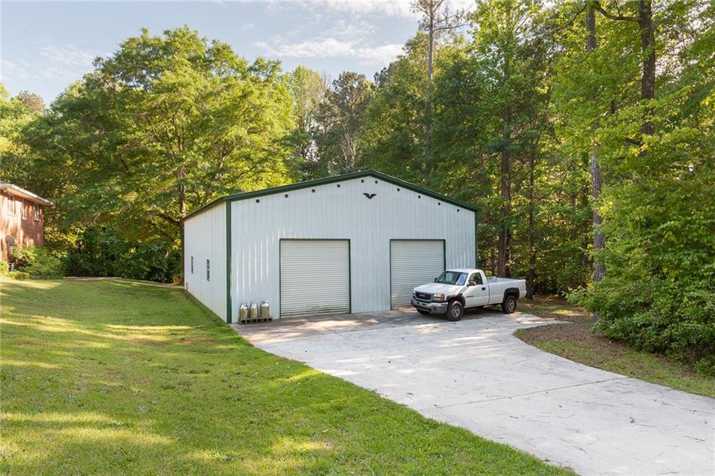5670 Lanny Drive, Powder Springs, Georgia image 13