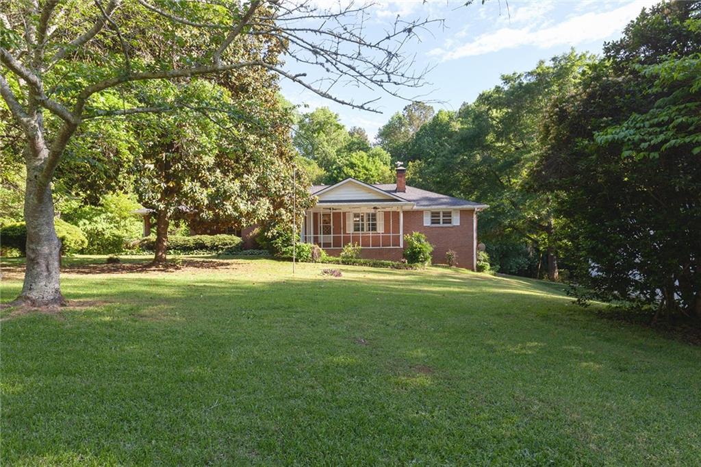 5670 Lanny Drive, Powder Springs, Georgia image 3