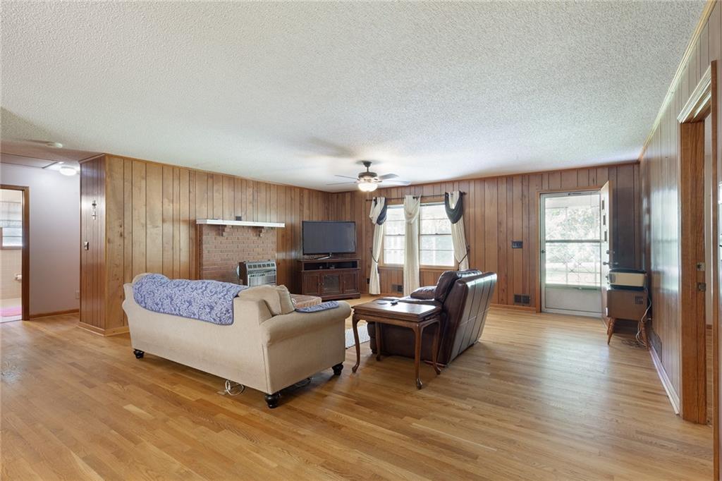 5670 Lanny Drive, Powder Springs, Georgia image 18
