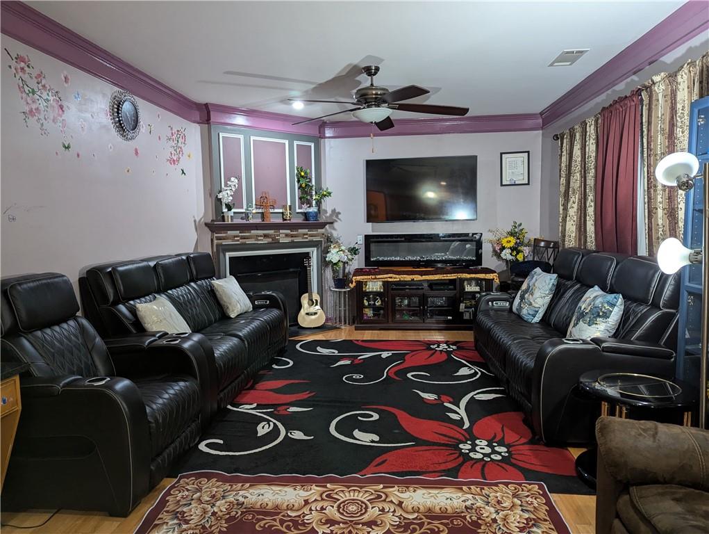 Glen/Nichols Landing - Residential Lease