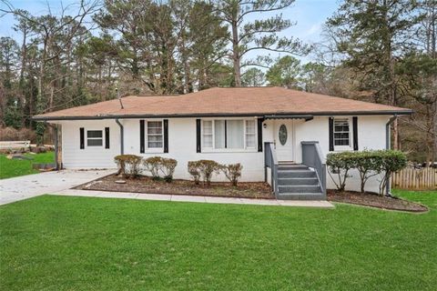 Photo of 1621 N Columbia Place N, Decatur, GA 30032 (MLS # 7701302)