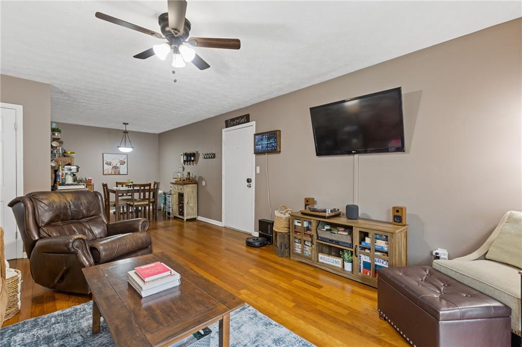 3155 Seven Pines Court #303, Atlanta, Georgia image 6