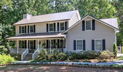 338 E Valley Road NE Rydal GA 30171