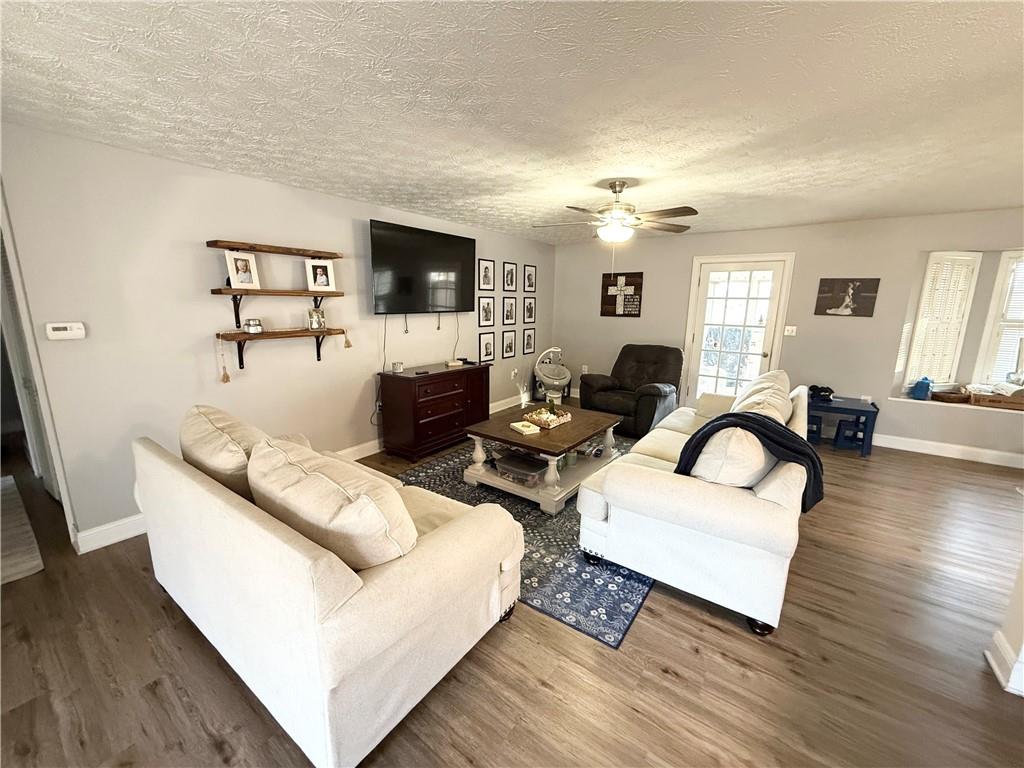 220 Oak Hill Drive, Rockmart, Georgia image 2