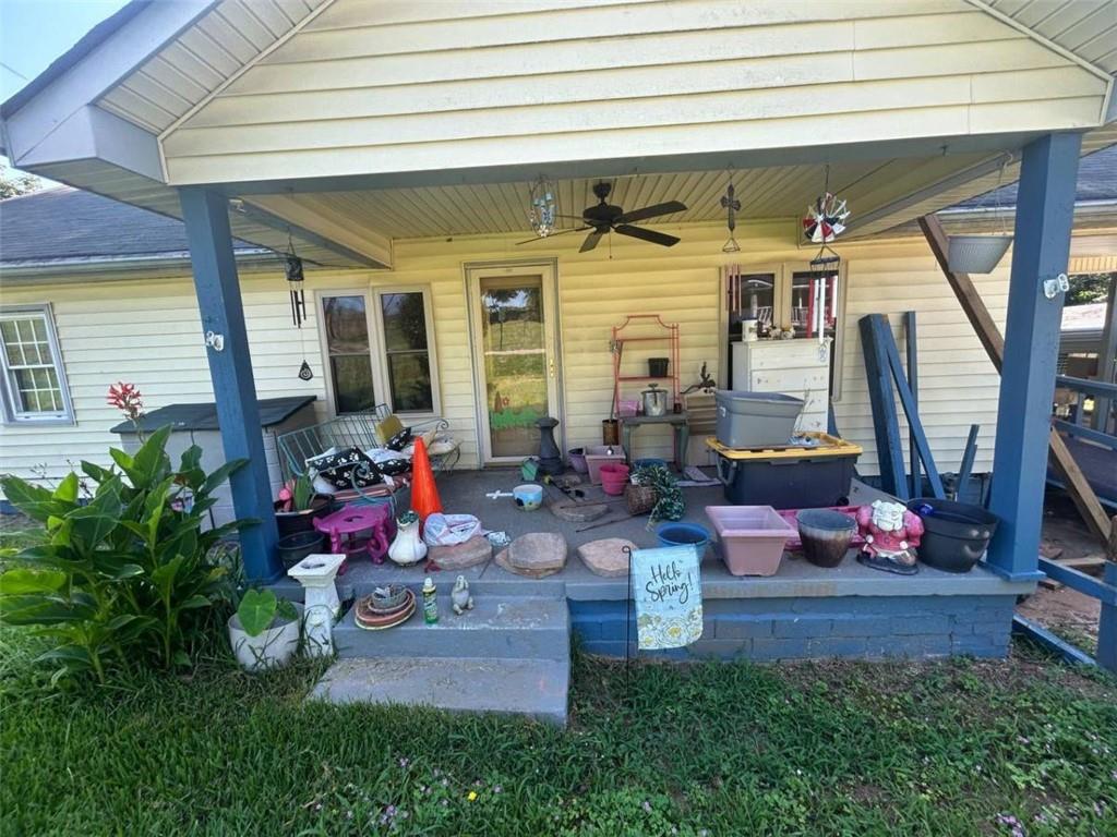 201 Walter Street