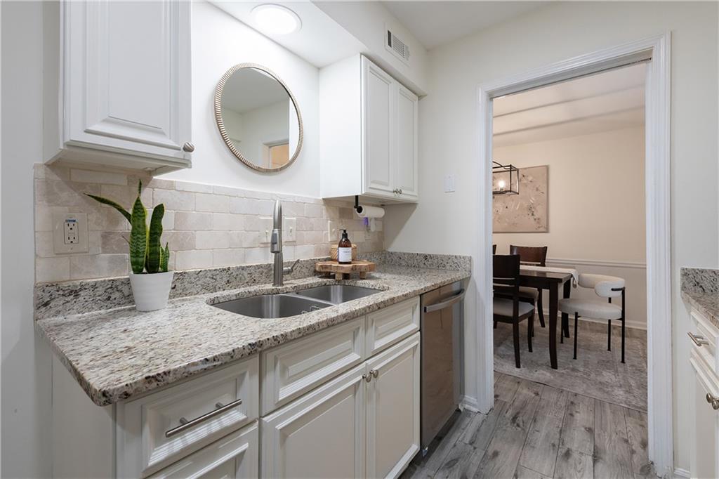 182 Triumph Drive NW