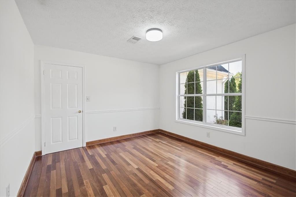 200 Kensington Trace
