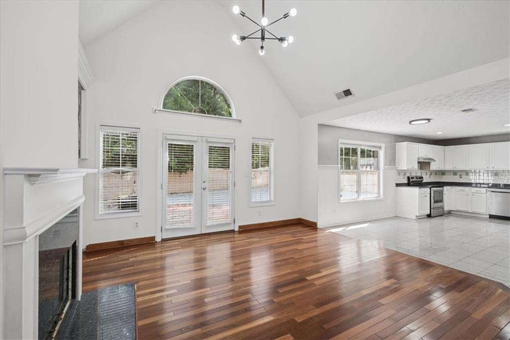 200 Kensington Trace