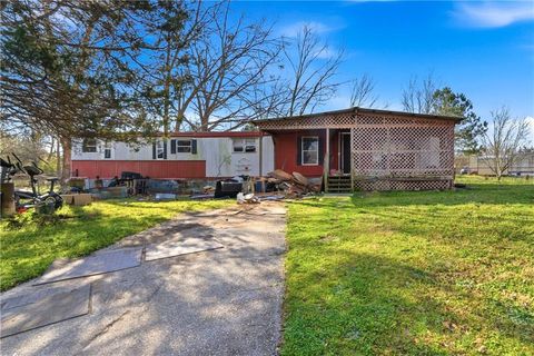 Homes For Sale - 181 Rockwood Lane<br/> Locust Grove, GA 30248