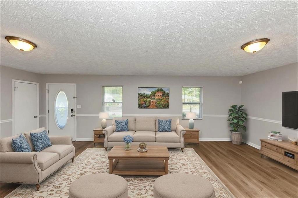 190 Sunrise Circle, Riverdale, Georgia image 7