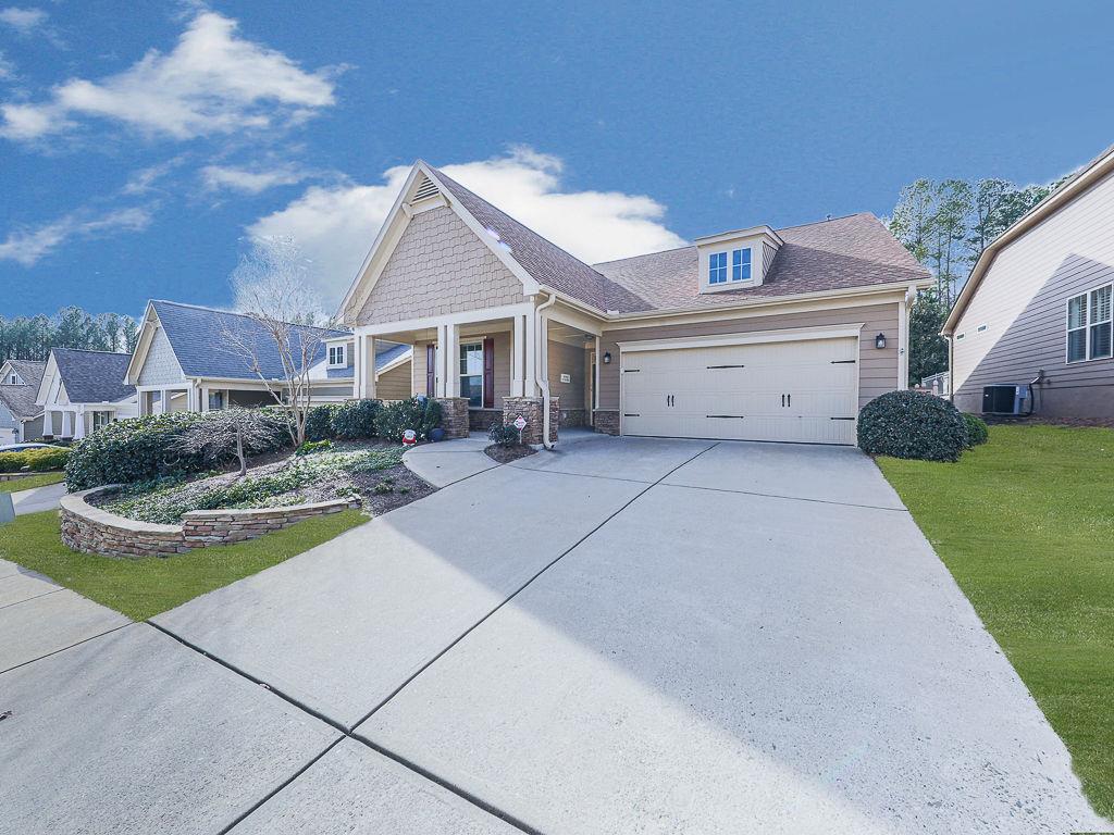 310 Laurel Lookout Hills