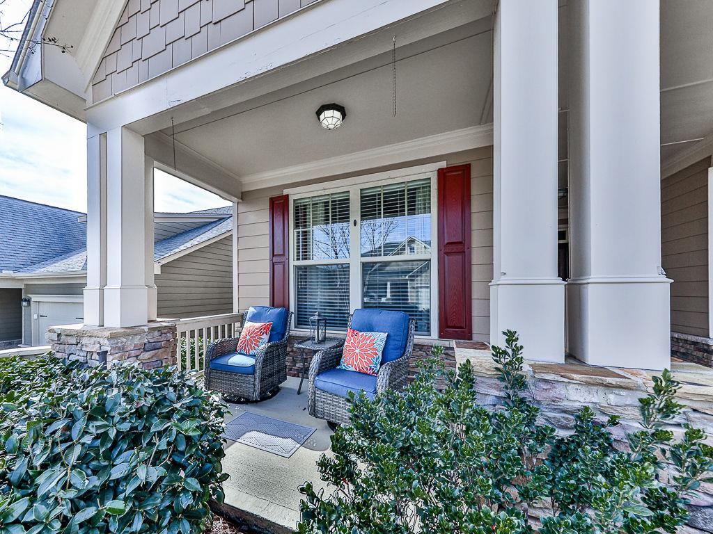 310 Laurel Lookout Hills