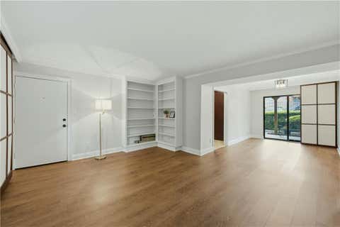 Condo For Sale - 4266 Roswell Road #F2<br/> Atlanta, GA 30342