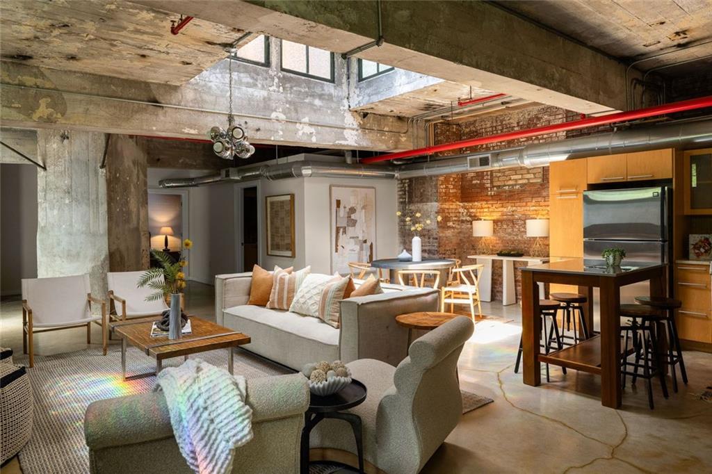 170 Boulevard SE E007