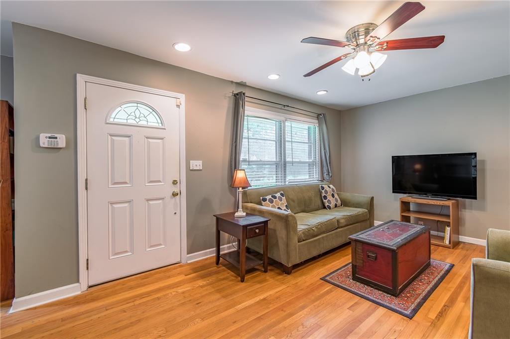 1145 Arbordale Drive, Decatur, Georgia image 2