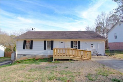 Homes For Sale - 5674 Maiden Lane<br/> Lula, GA 30554