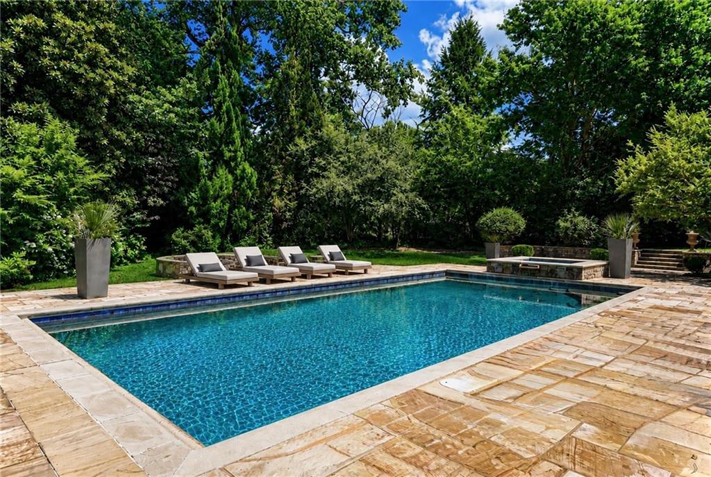 4500 Powers Ferry Road