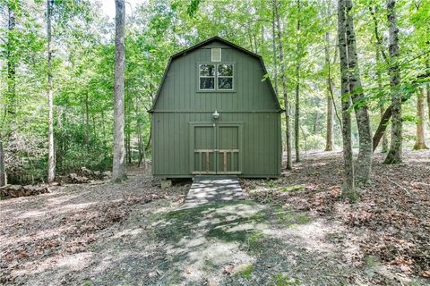 A home in Ellijay