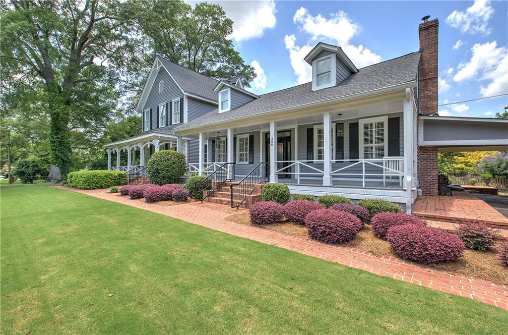 306 E Belmont Drive