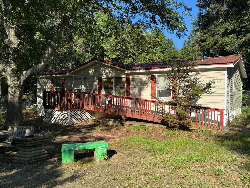 18 Huckleberry Lane