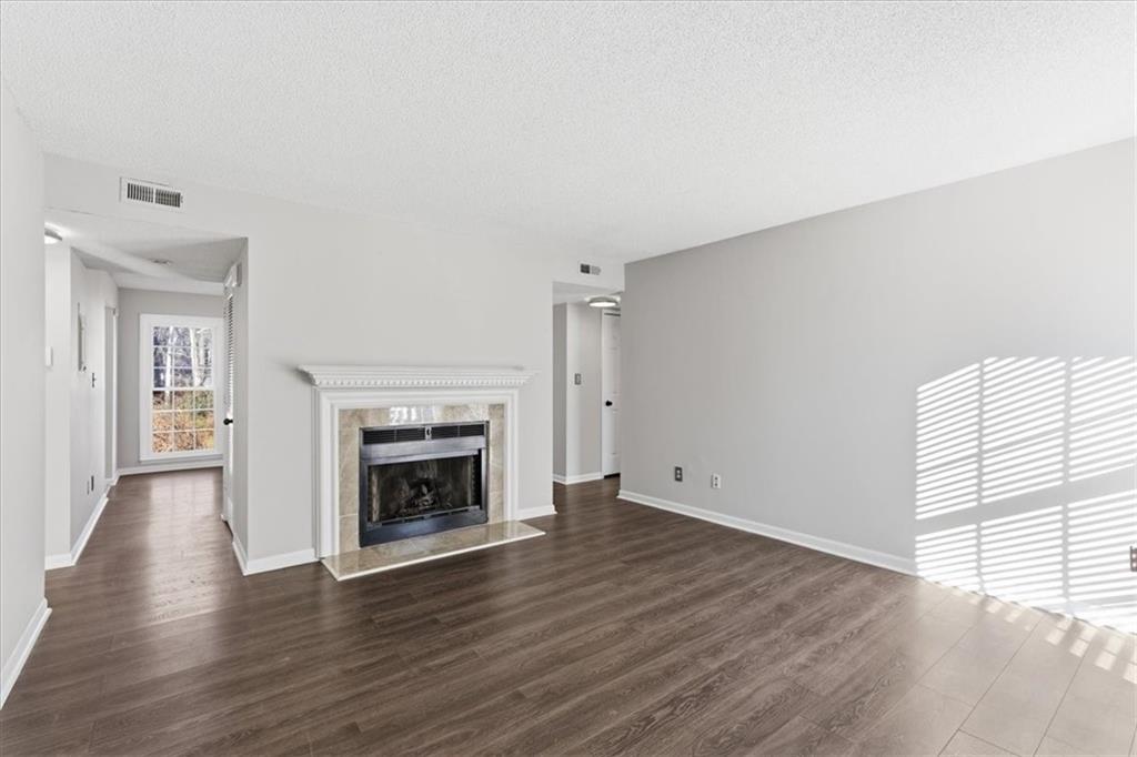 1166 Booth Road SW 906