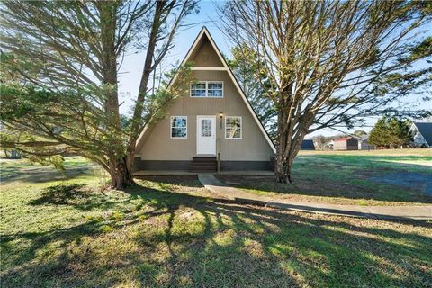 A home in Calhoun