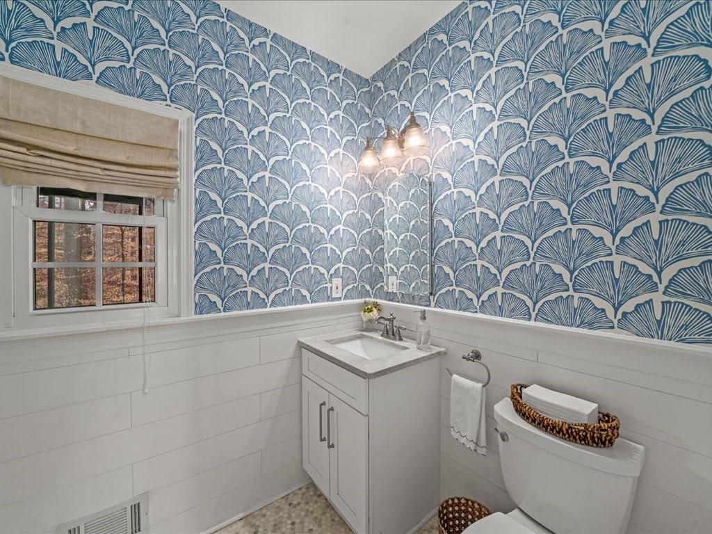 1080 Bailiff Court, Brookhaven, Georgia image 12