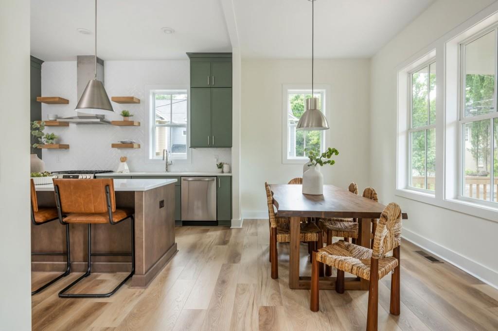 38 Mildred Place NW