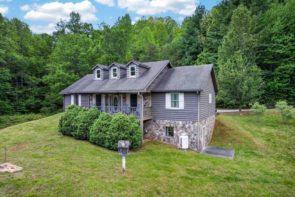 353 Sunrise Road