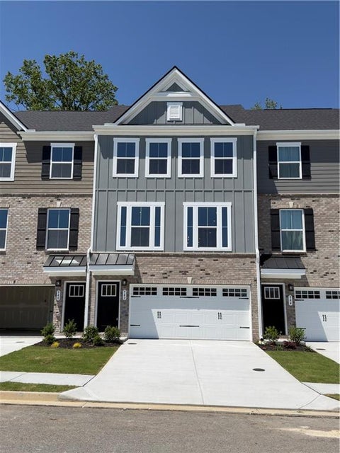 Townhouse For Rent - 942 Sugar Vista Circle<br/> Sugar Hill, GA 30518