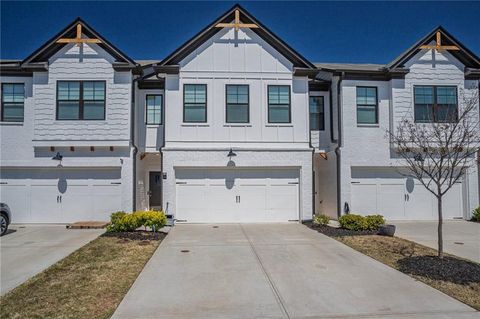 Townhouse For Sale - 102 Cannondale Drive<br/> Winder, GA 30680