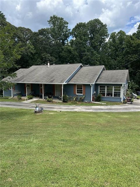 Homes For Sale - 5565 Hog Mountain Road<br/> Flowery Branch, GA 30542