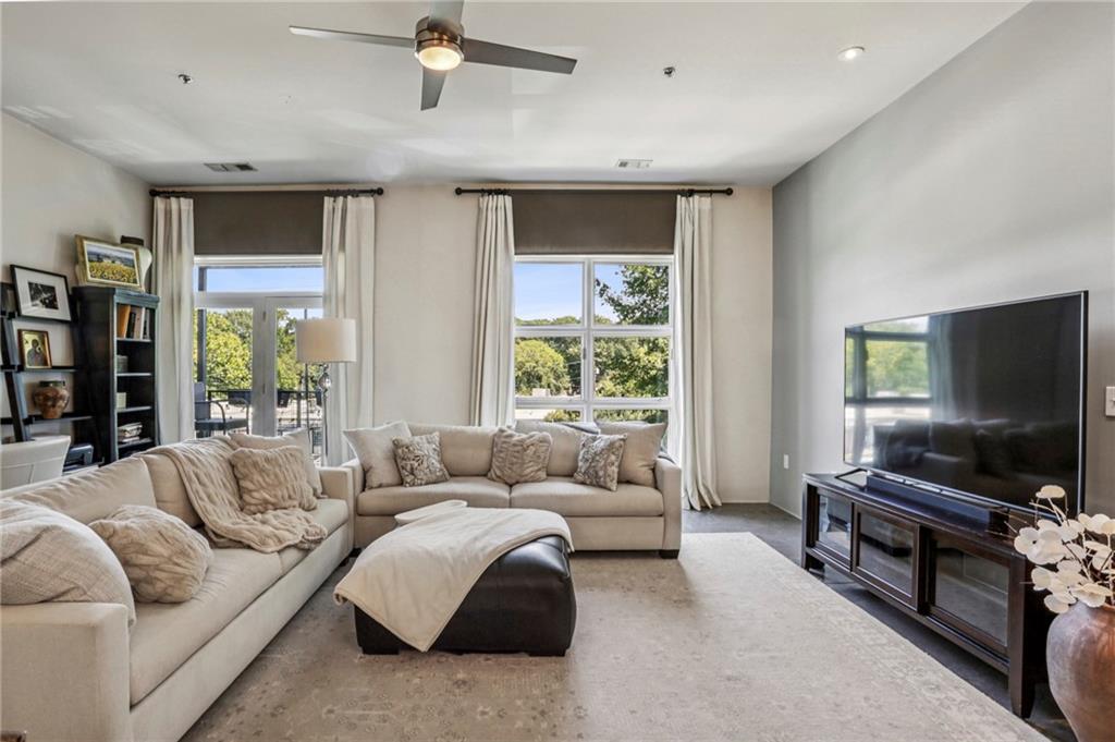 560 Dutch Valley Road NE 2403